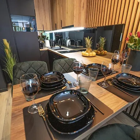 Διαμέρισμα Black Diamond *