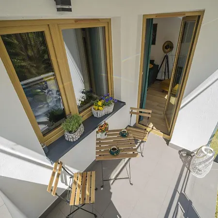 Black Diamond 公寓