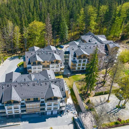 Black Diamond 公寓 *